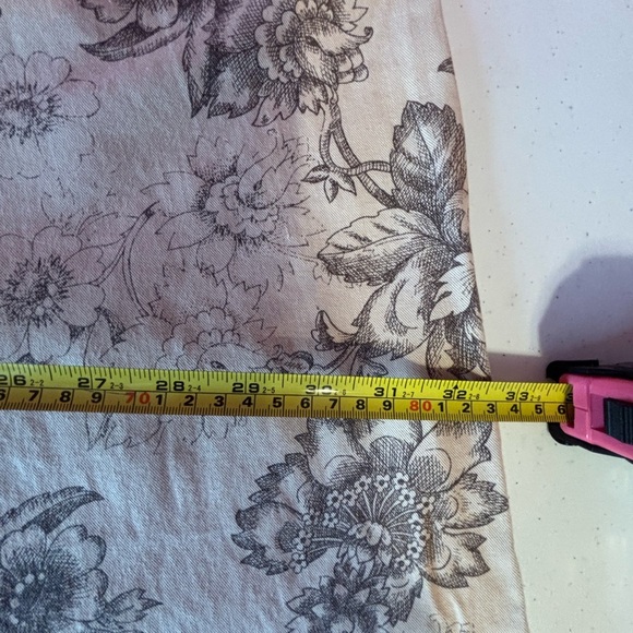 Junonia Tan and Brown Floral Straight Leg Capris with Elastic Waistband - Picture 13 of 15